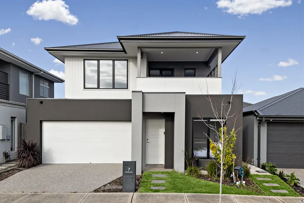 Donnybrook 3침실 Hampton-Style Living in the Heart of Olivine Estate
