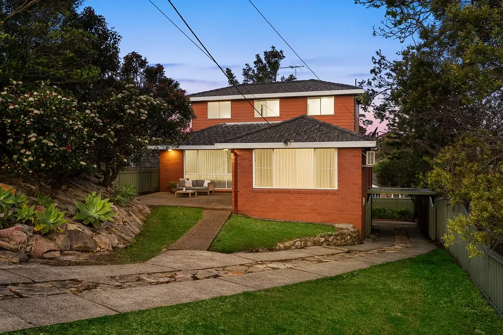 8 Medika Place, Kirrawee, NSW 2232