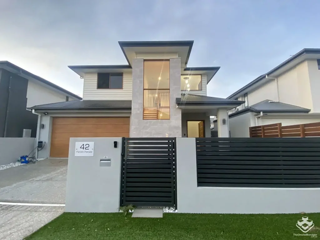Luxury Modern Home in the heart of Rochedale