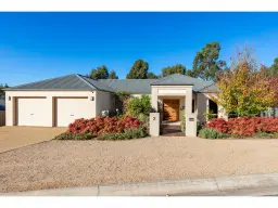 2 FINKE CT, Hamilton Valley