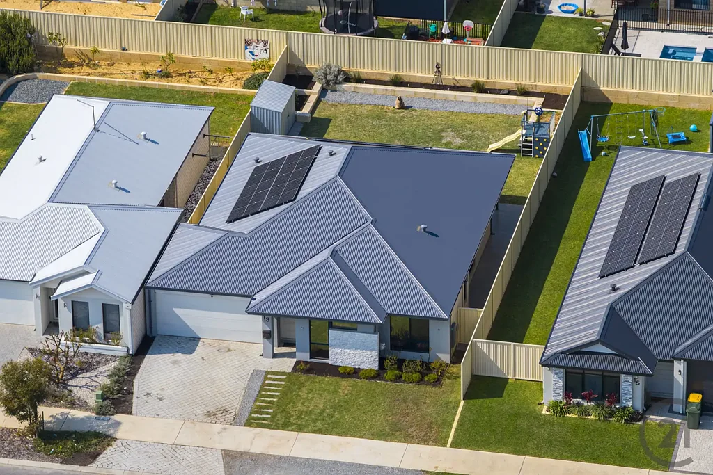 Dawesville 4ห้องนอน Stylish family home - The ultimate in convenience!!