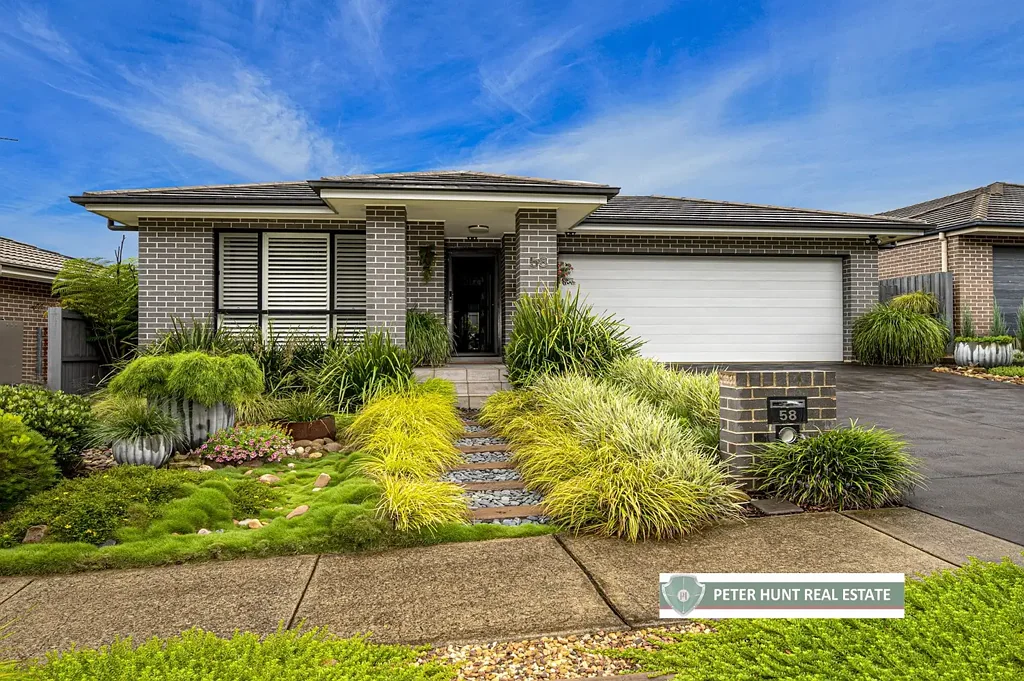 58 Hampshire Boulevard, Spring Farm, NSW 2570