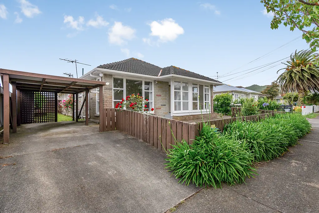 Avalon 2બેડરૂમ Perfect Starter or Investment Property.