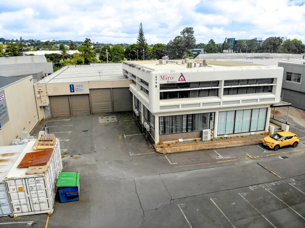 Penrose Well located industrial - close to SH1