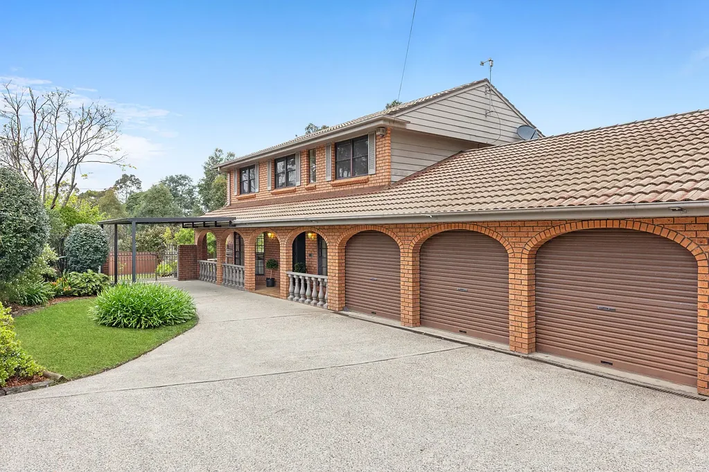 Davidson 5ਬੈੱਡਰੂਮ Vast 1,080sqm Block with Endless Potential