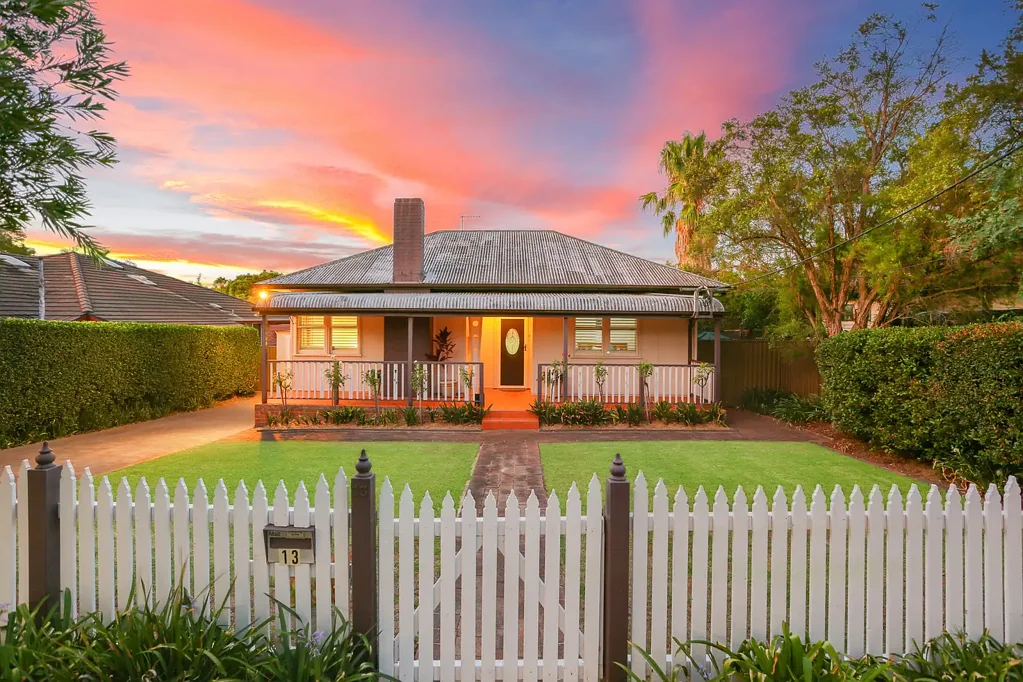 13 Willmot Avenue, Toongabbie, NSW 2146