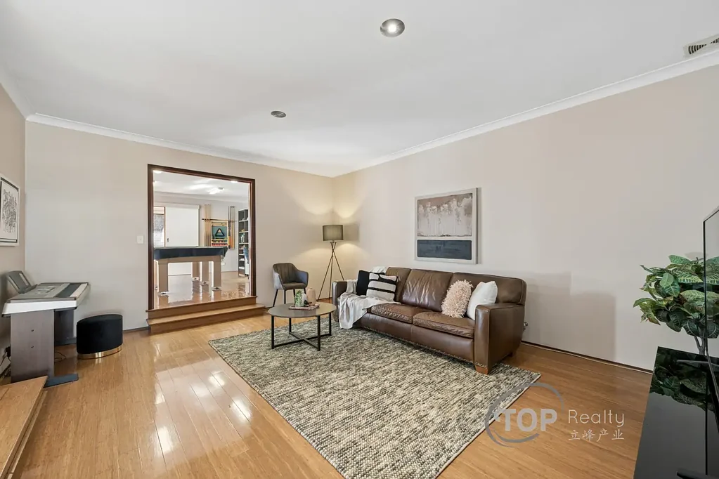 Bull Creek 4房  FABULOUS FAMILY HOME IN PRIME OBERTHUR PRIMARY ZONE LOCATION