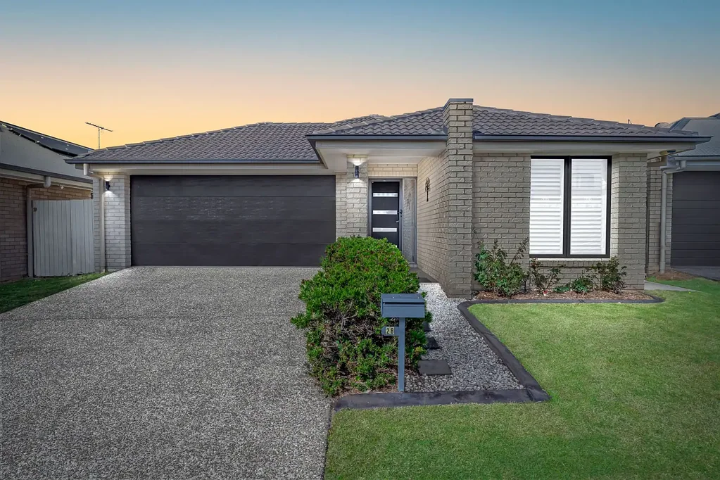 Mango Hill 3房 靠近一切设施的时尚低维护生活 Stylish, Low-Maintenance Living Close to Everything