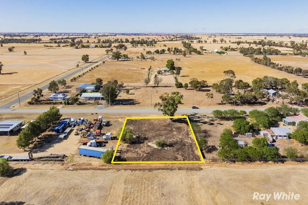 Lockhart  Your Chance to Create Something Special in Lockhart