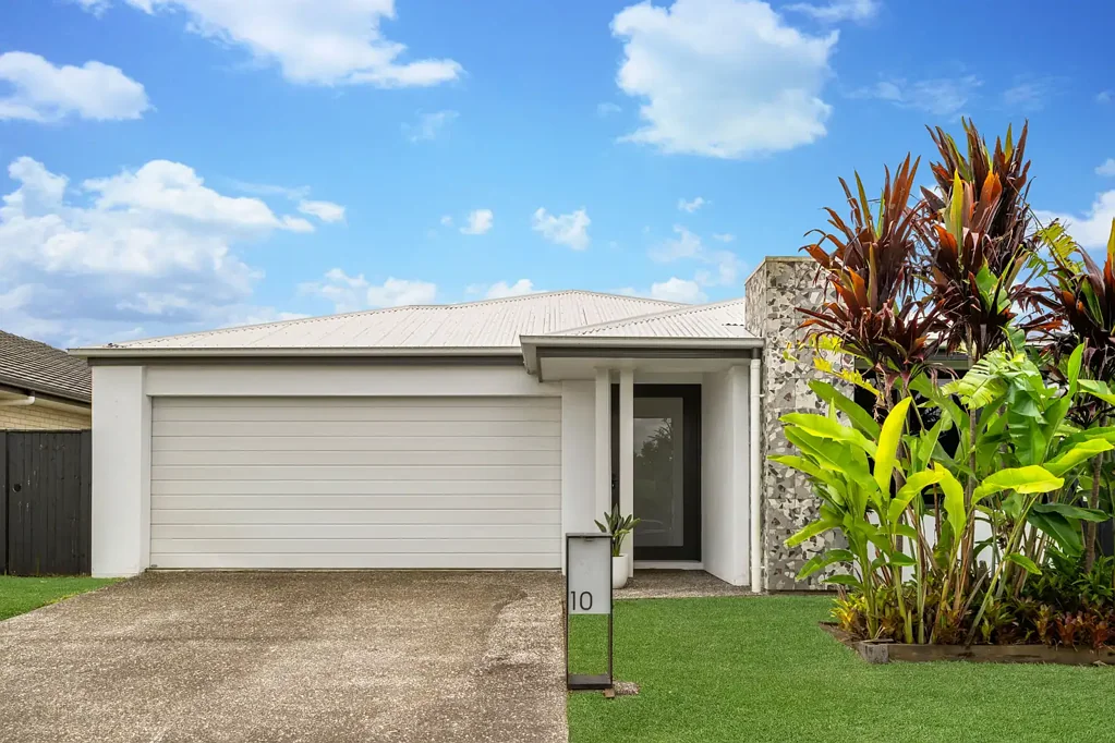 10 Achurch Street, Palmview, QLD 4553