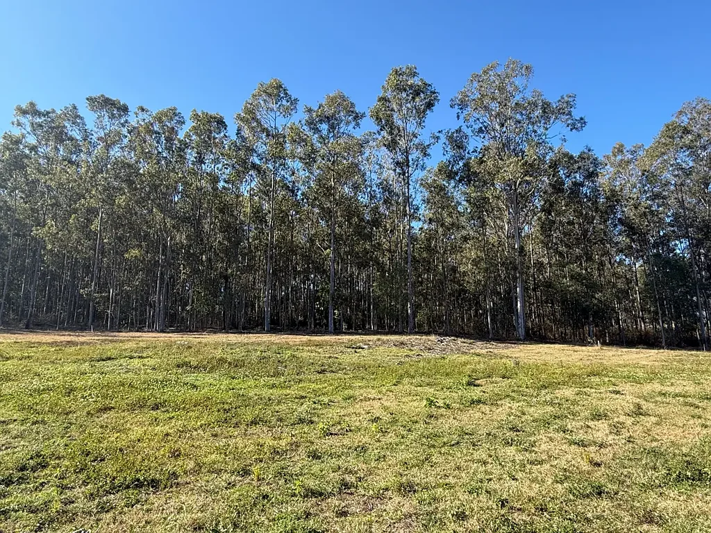 Woodhill 8英亩农用地 优质水压供水 NBN网络便捷 地下电力 成熟树木 便捷交通 郊区生活便利 8.5+ Acres of Elevated LAND