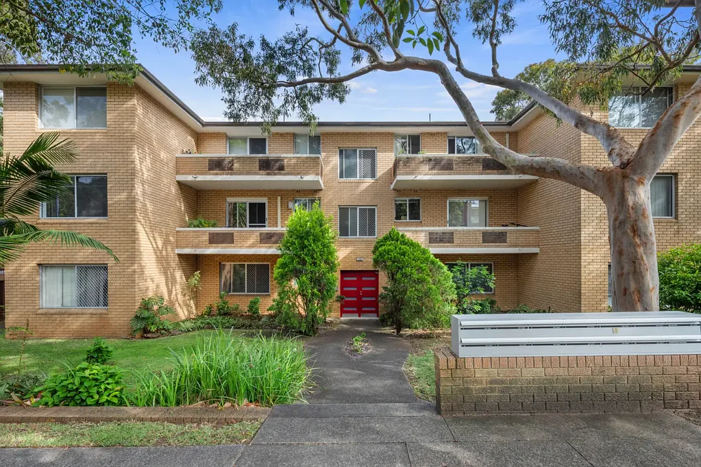 Mortdale 2ਬੈੱਡਰੂਮ Modern Living in a Convenient Mortdale Location