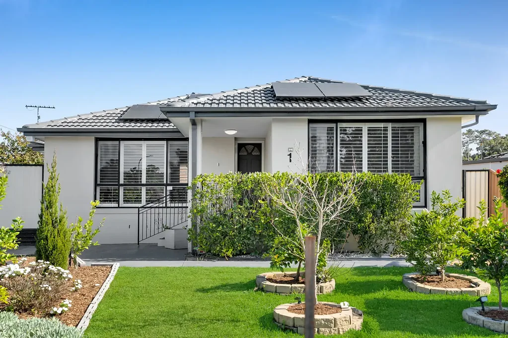 Shalvey 5chambre House & Granny Flat