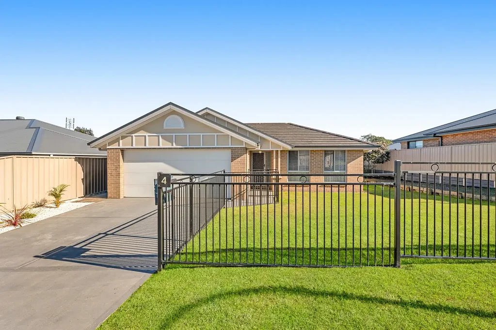 4 Farley Street, Karuah, NSW 2324
