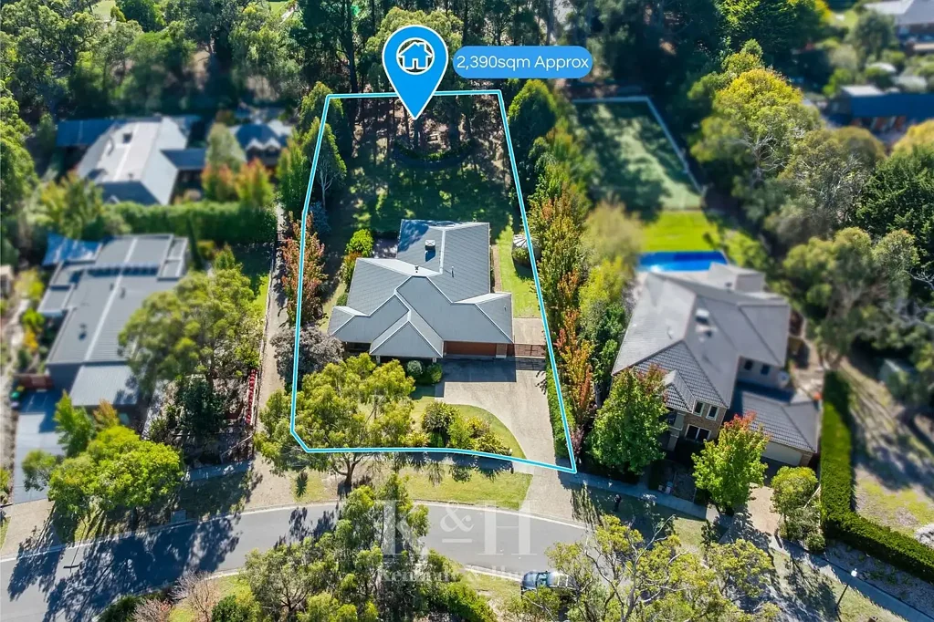 Gisborne 4房  Opportunity knocks but once.  Promise, Proportions and Possibilities – on 2,390 sqm (approx.)