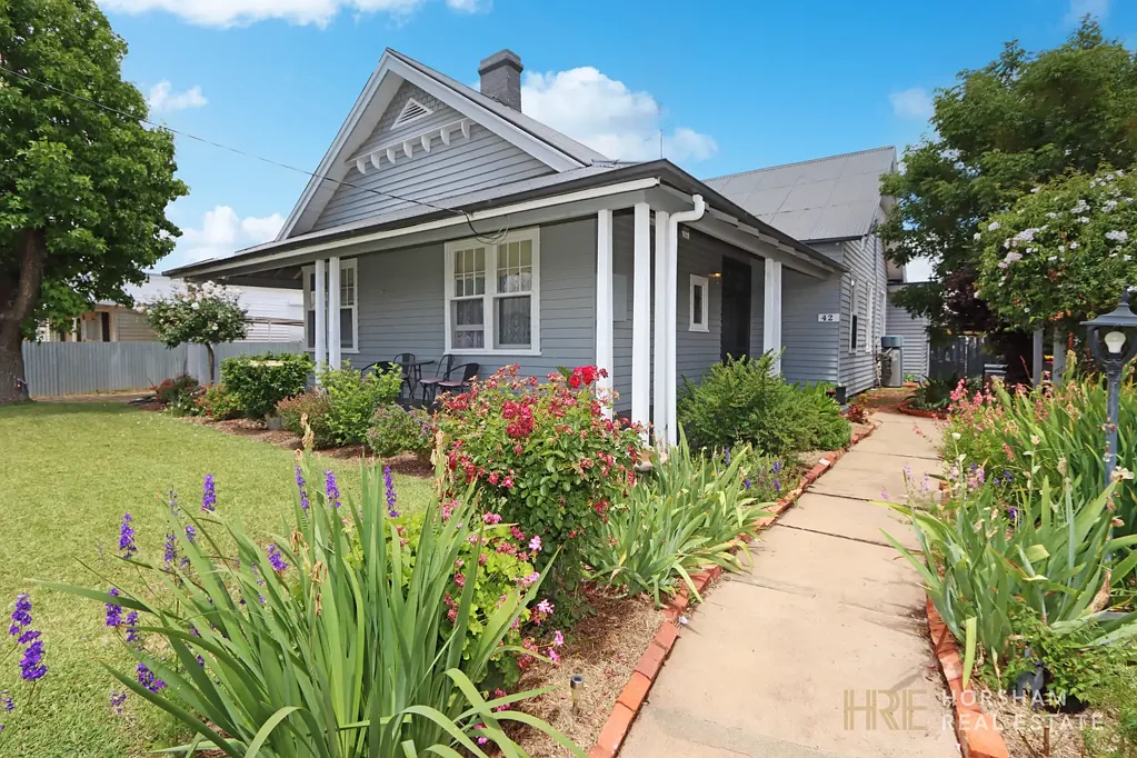 Donald 4Zimmer Smart Investment or Charming 4 Bedroom Family Home