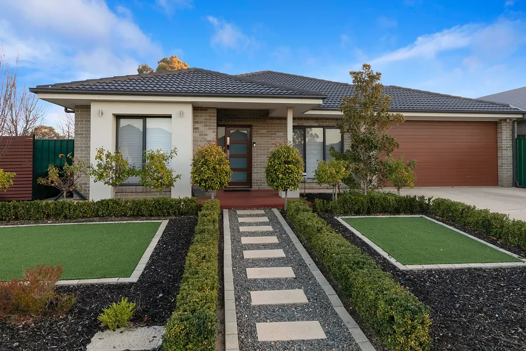 1 Braeview Circuit, Evanston, SA 5116