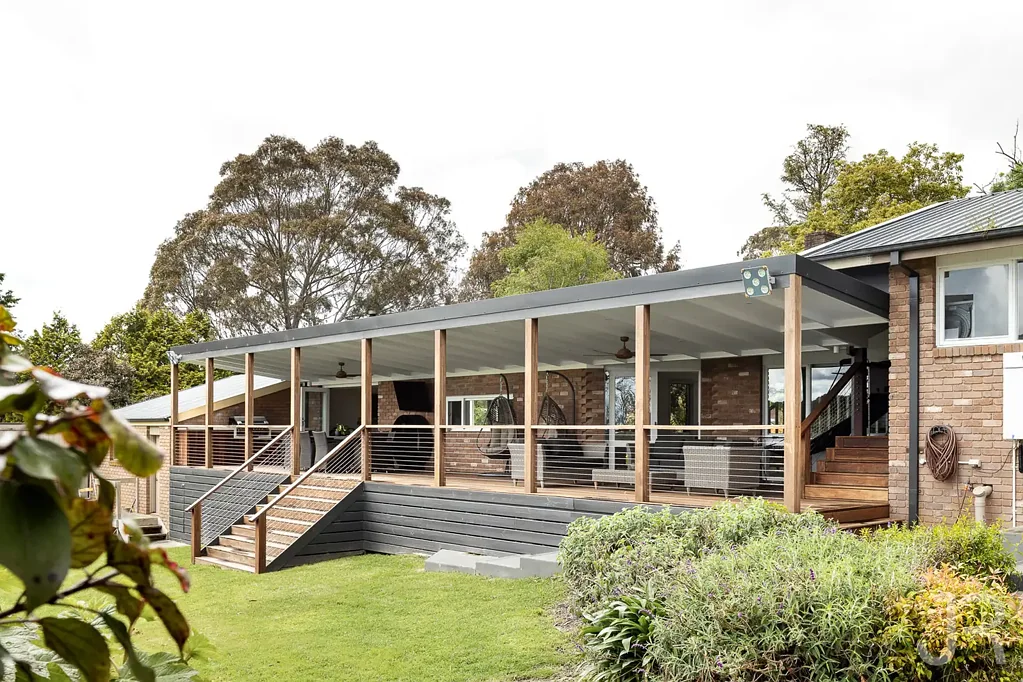 1 Fairhazel Court, Beaconsfield Upper, VIC 3808