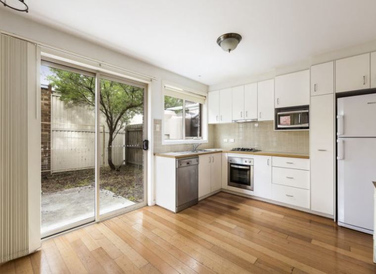 UNIT 3 1331-1333 CENTRE RD, CLAYTON VIC 3168, 0房, 0浴, Townhouse