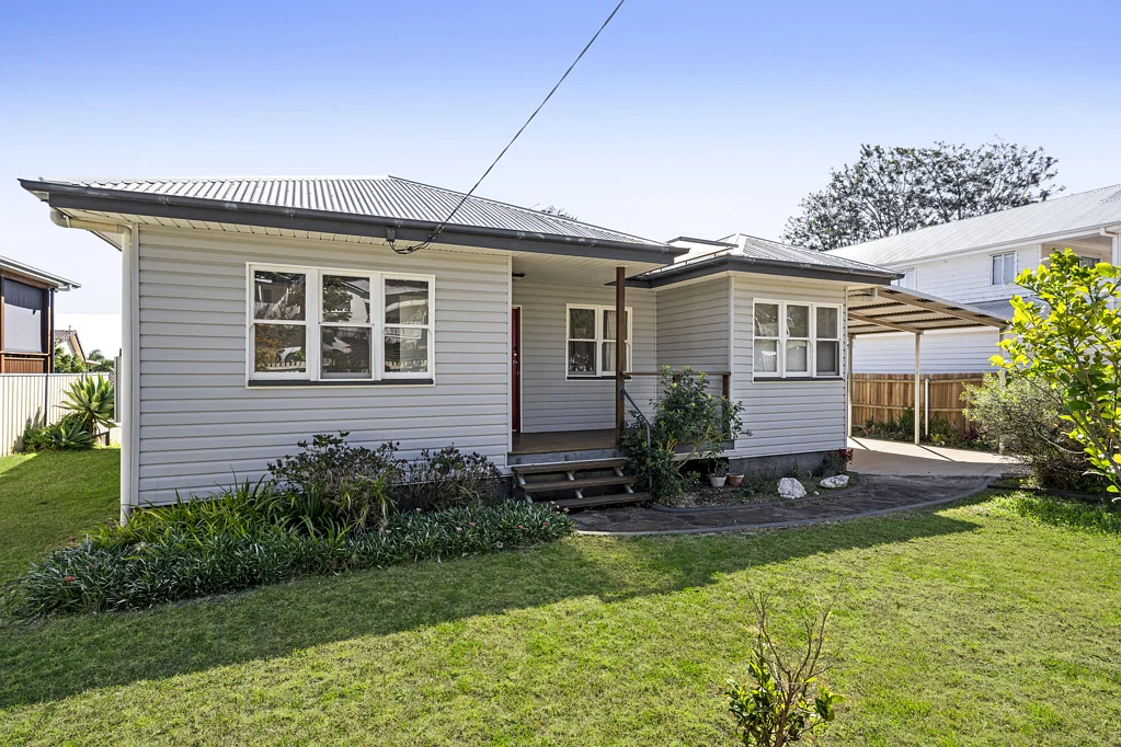 East Toowoomba 2 Slaapkamer Space, Convenience & Potential in East Toowoomba
