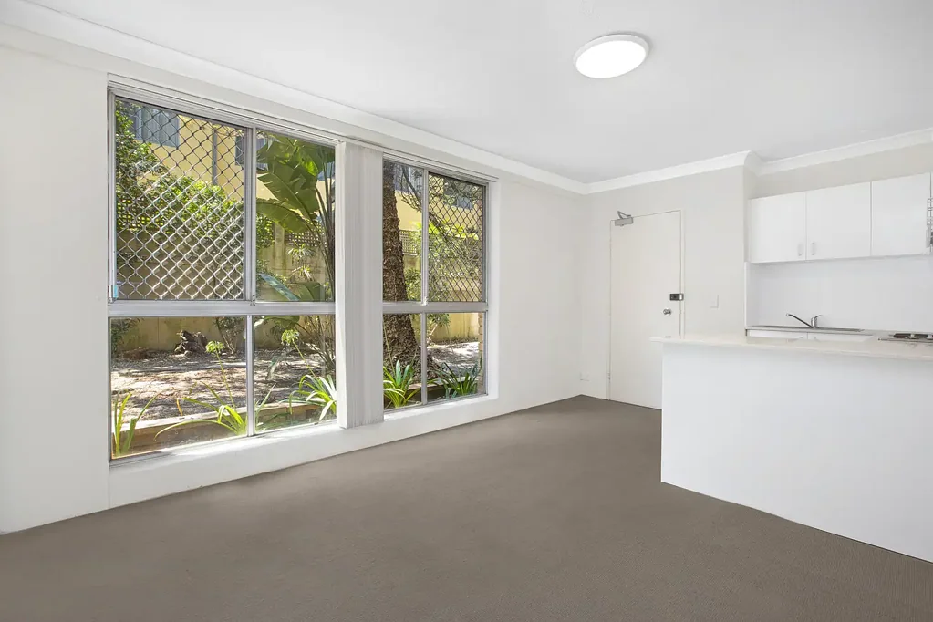 Quiet Ground Floor Apartment Moments from Bondi Beach