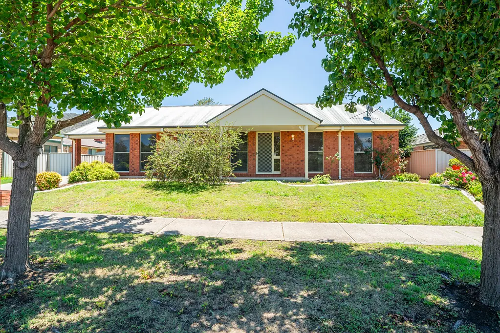 5 Oakmont Circuit, Wodonga, VIC 3690