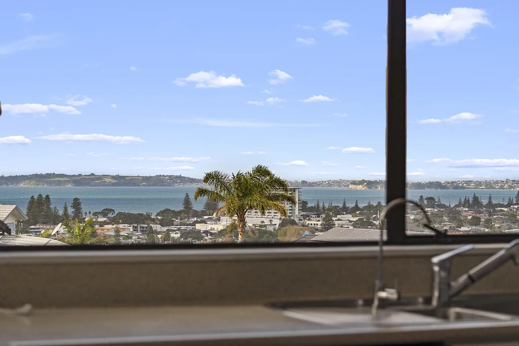Orewa 3બેડરૂમ Feel-Good Family Living