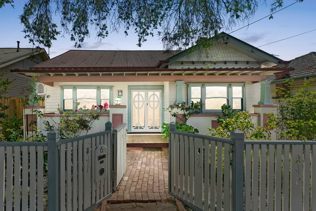 6 Tait Street, Newport, VIC 3015