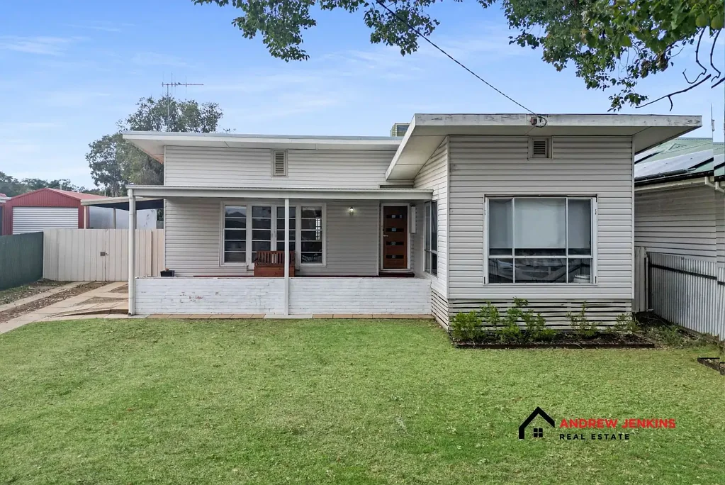 Cobram 3房  Character, Comfort & Lifestyle in a Prime River-End Location