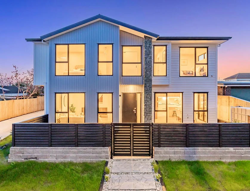 16A Vanbrugh Place, Bucklands Beach, Manukau City, Auckland, 4房, 2浴, 独立屋