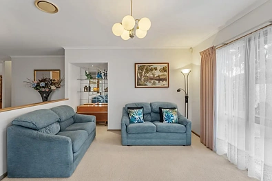 85 Saronvale Crescent, Hillside, VIC 3037, 5房, 2浴, 独立屋