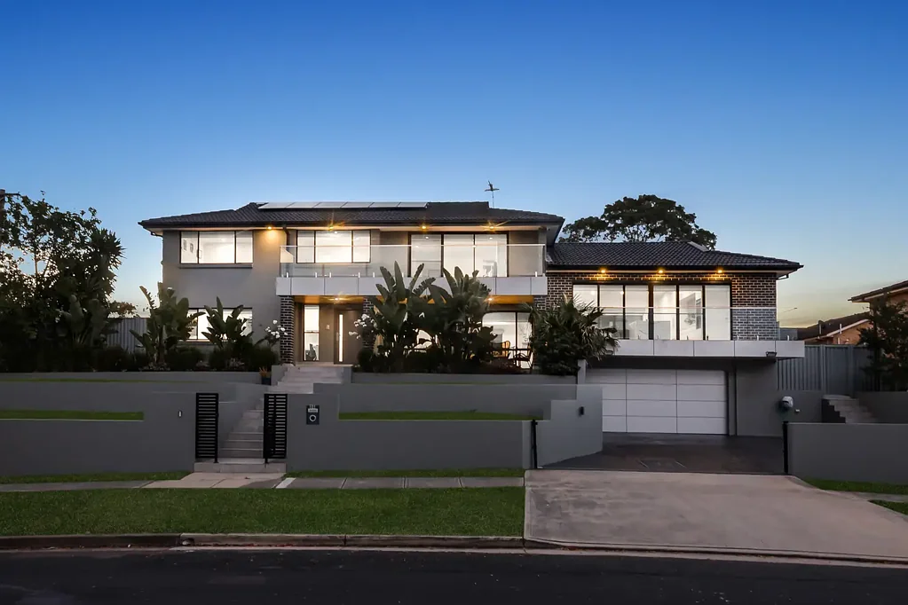 26 Valparaiso Avenue, Toongabbie, NSW 2146