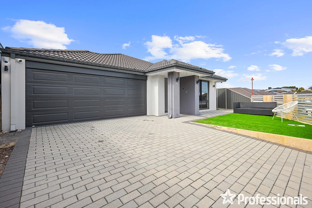 8 Marginson Drive, Landsdale, WA 6065