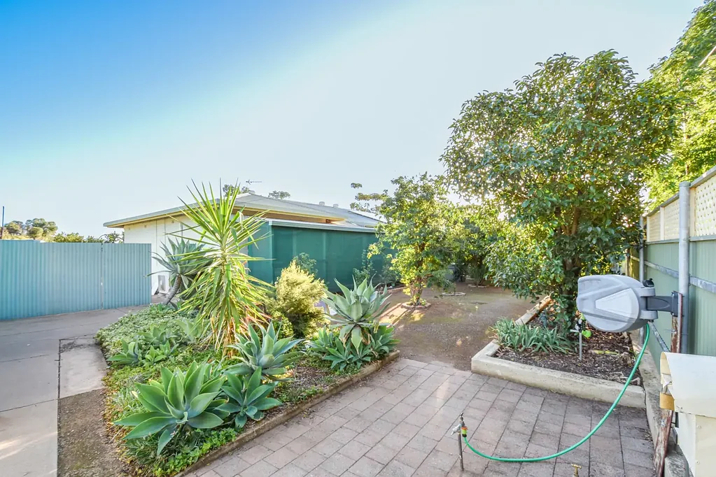 Crystal Brook 3 Bedroom Low-Maintenance Living in Crystal Brook
