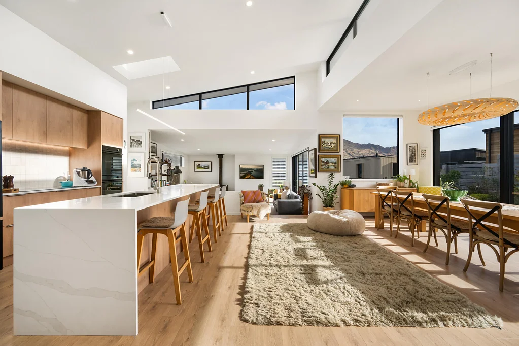 Wanaka 3房  Contemporary living with a welcoming heart
