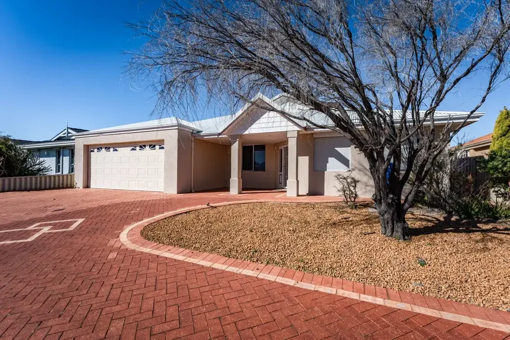 7 Shoreview Street, Wandina, WA 6530