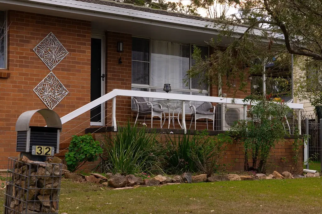 Crows Nest 3Kwarto Classic Brick Beauty With Modern Updates