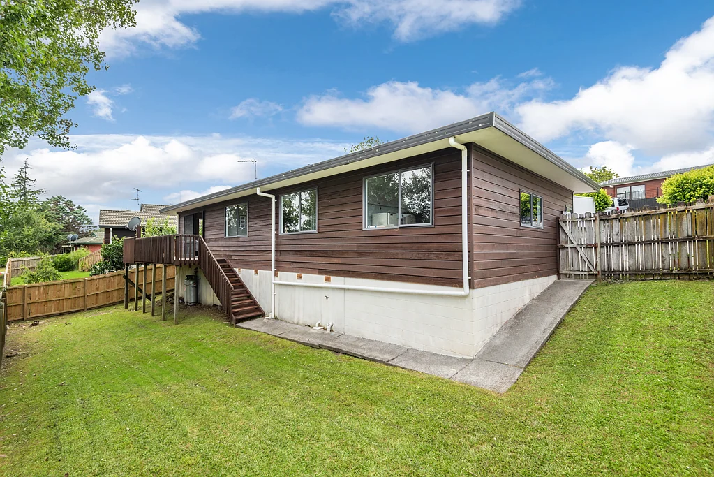2/18 Altair Place, Windsor Park, North Shore City, Auckland