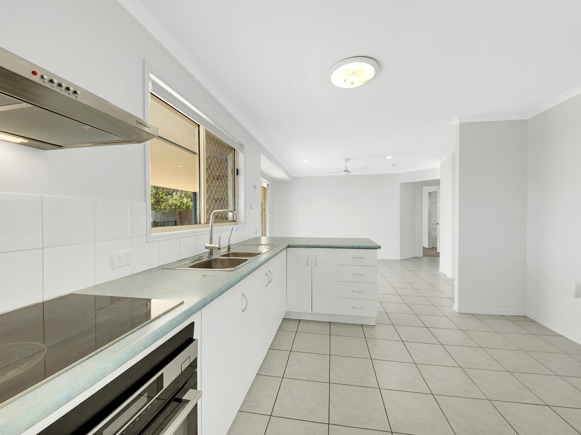 4 WERITE CT, BOYNE ISLAND QLD 4680, 0 غرف, 0 حمامات, House