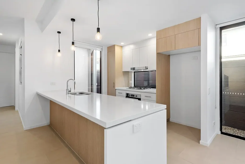 Stunning Townhome in VIDA Complex