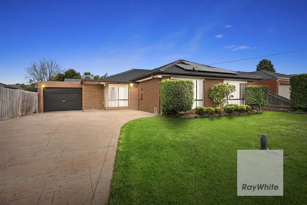 Family Home in Heart of Bundoora