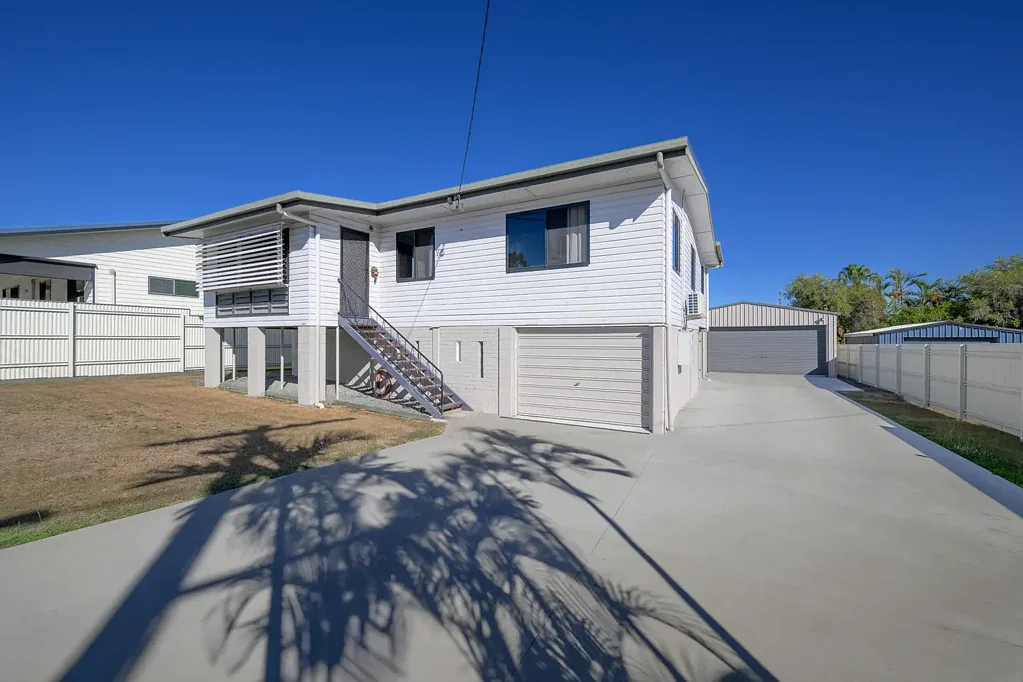West Gladstone 4房  Immaculate Family Home - Shed, Side Access