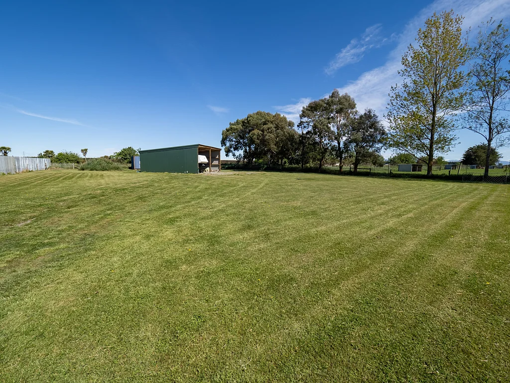 Hinds Endless possibilities on 6542m2
