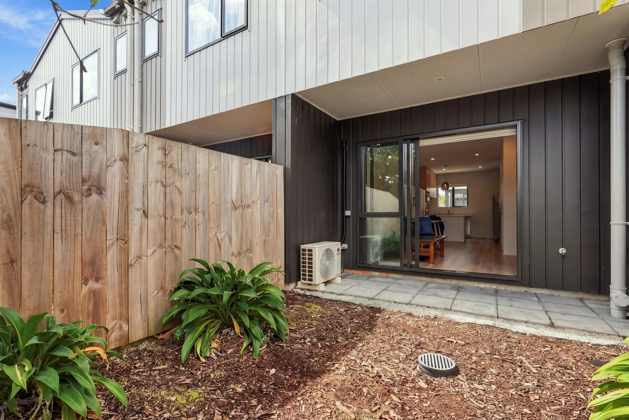 34 Paetai Lane, Te Atatu Peninsula, photo 8