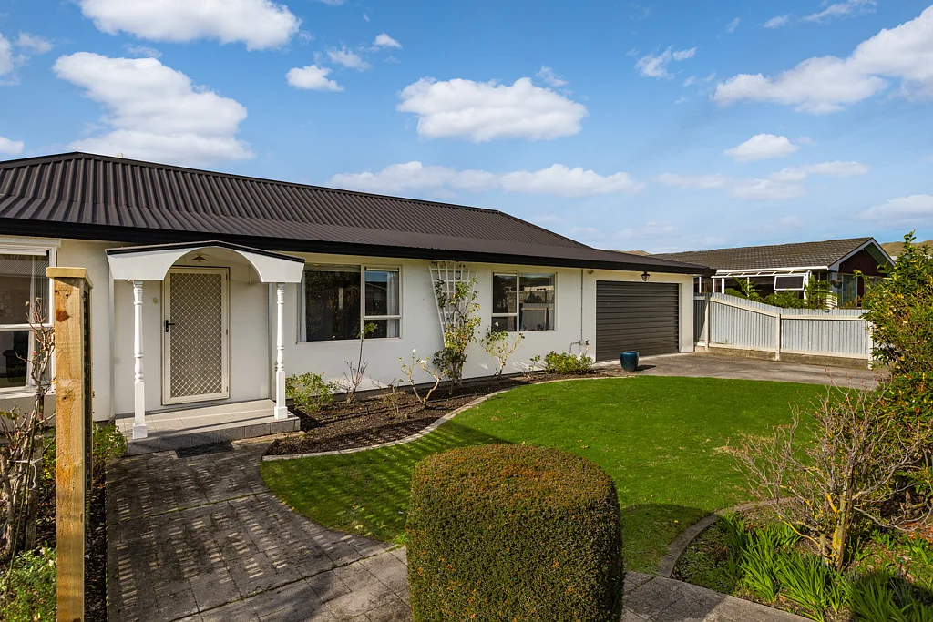 Redwoodtown 3ਬੈੱਡਰੂਮ Well loved. Well located. Welcome home.