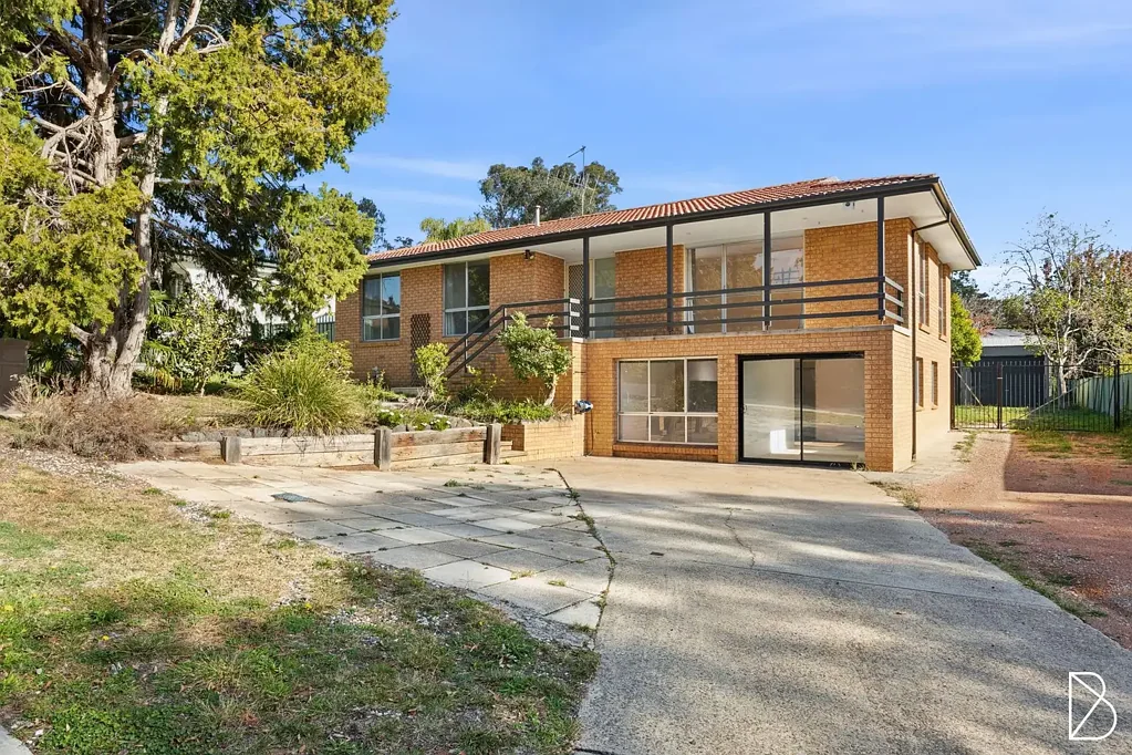 Fraser 3房  Conditional DA Approval for Second Dwelling at rear of block