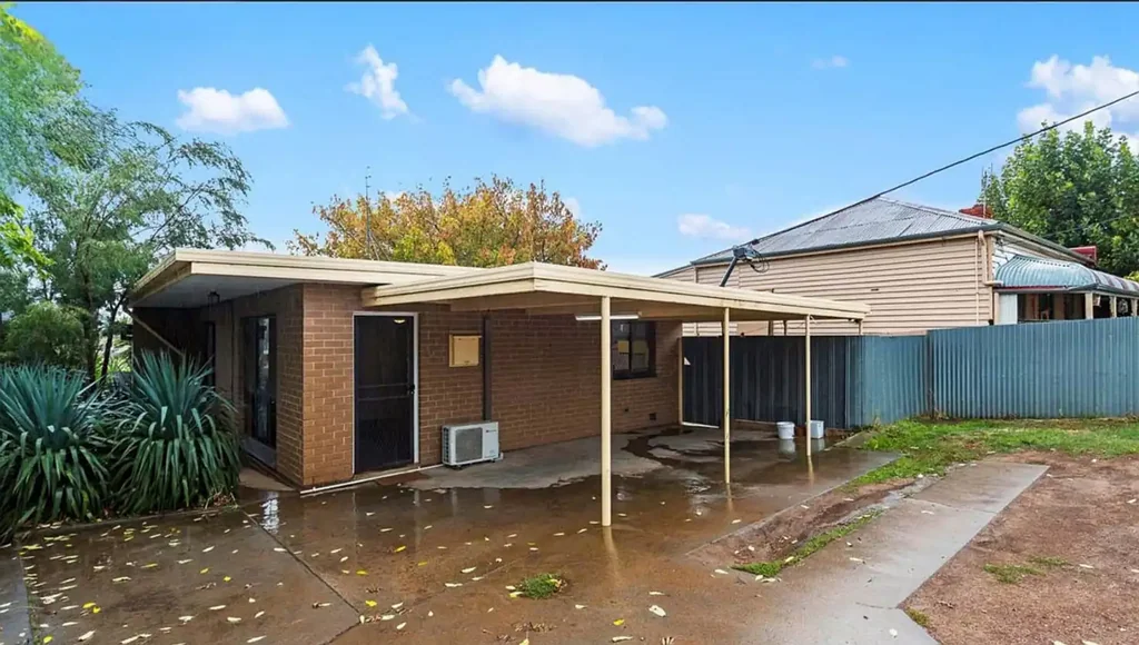 low-maintenance home in Ironbark