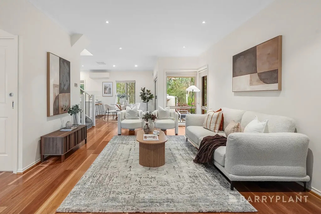Boronia 3कमरा Idyllic townhouse abutting Blind Creek Nature Trail.