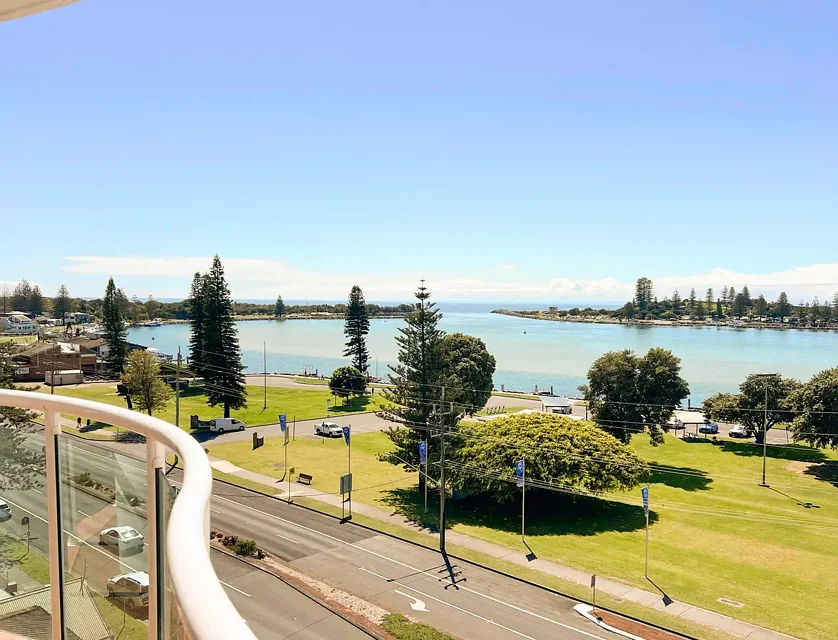Level 7/702/6-10 Manning Street, Tuncurry, Hunter, 2 habitaciones, 2 baños, Apartment