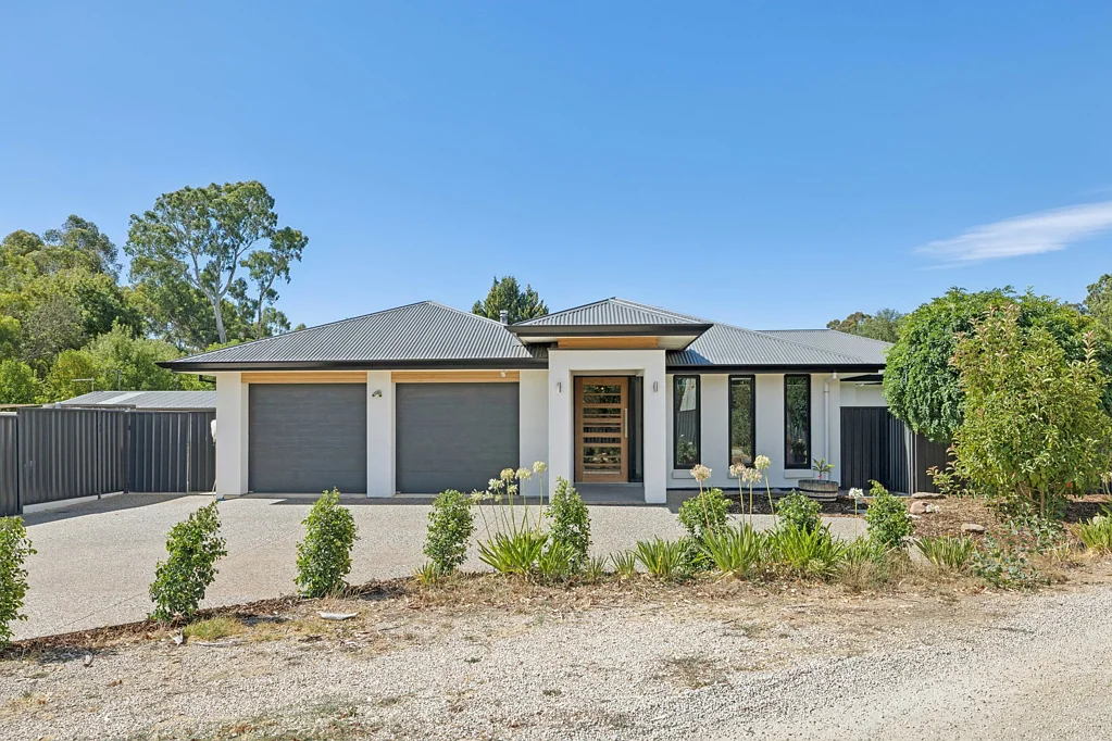 18 Langbein Avenue, Woodside, SA 5244